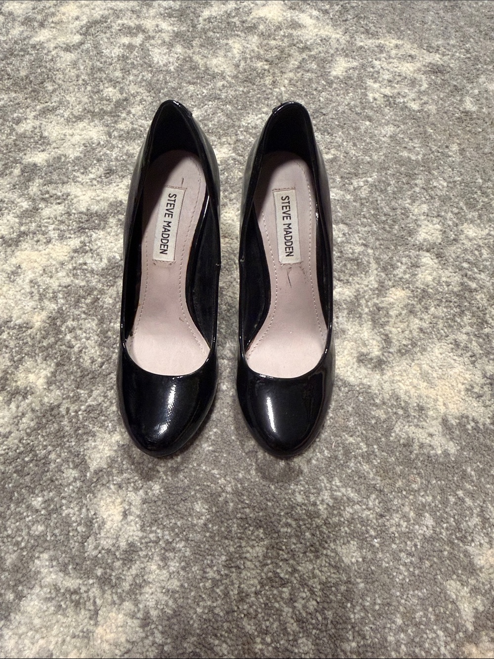 Steve Madden Black Patent Round-Toe Heels
